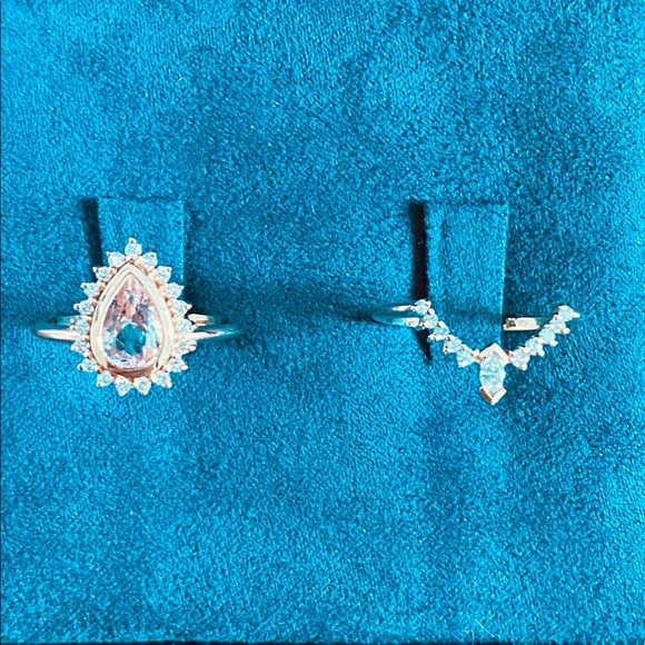 Cappucine Beverly Morganite and Diamond Ring Set - Picture 11 of 11